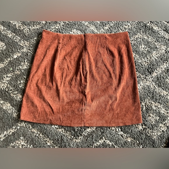 SHEIN EZwear Plus Size Woven Solid Color Corduroy High Waist Skirt - Picture 2 of 2